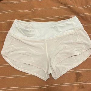 Lululemon light pink speed up short 2.5 inch size 6